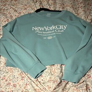 Old Navy Green Graphic Sweatshirt